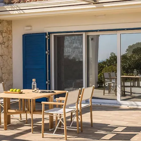 Вилла Laura - Serene Escape With A Private Pool