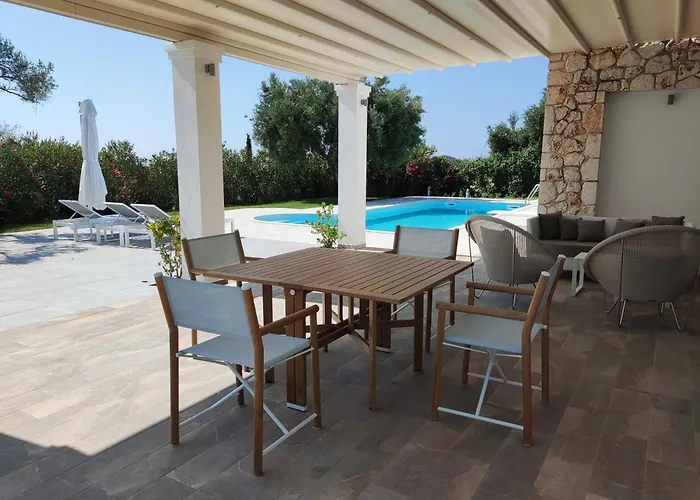 Vila Laura - Serene Escape With A Private Pool Spartia (Kefalonia)