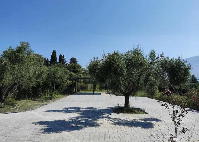 Laura - Serene Escape With A Private Pool * Spartia (Kefalonia)